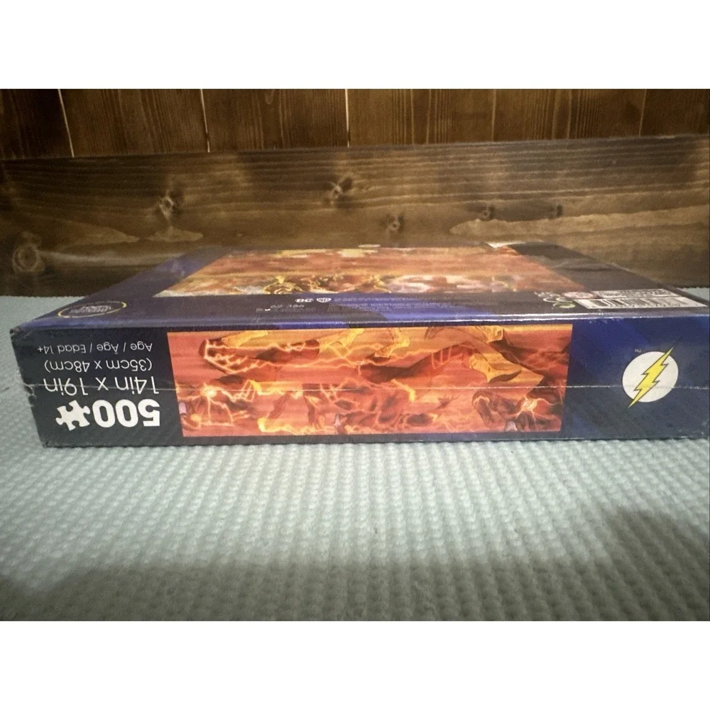 NEW SEALED DC‎ Comics The Flash Superhero AQUA 500 Piece Jigsaw Puzzle UNIQUE!